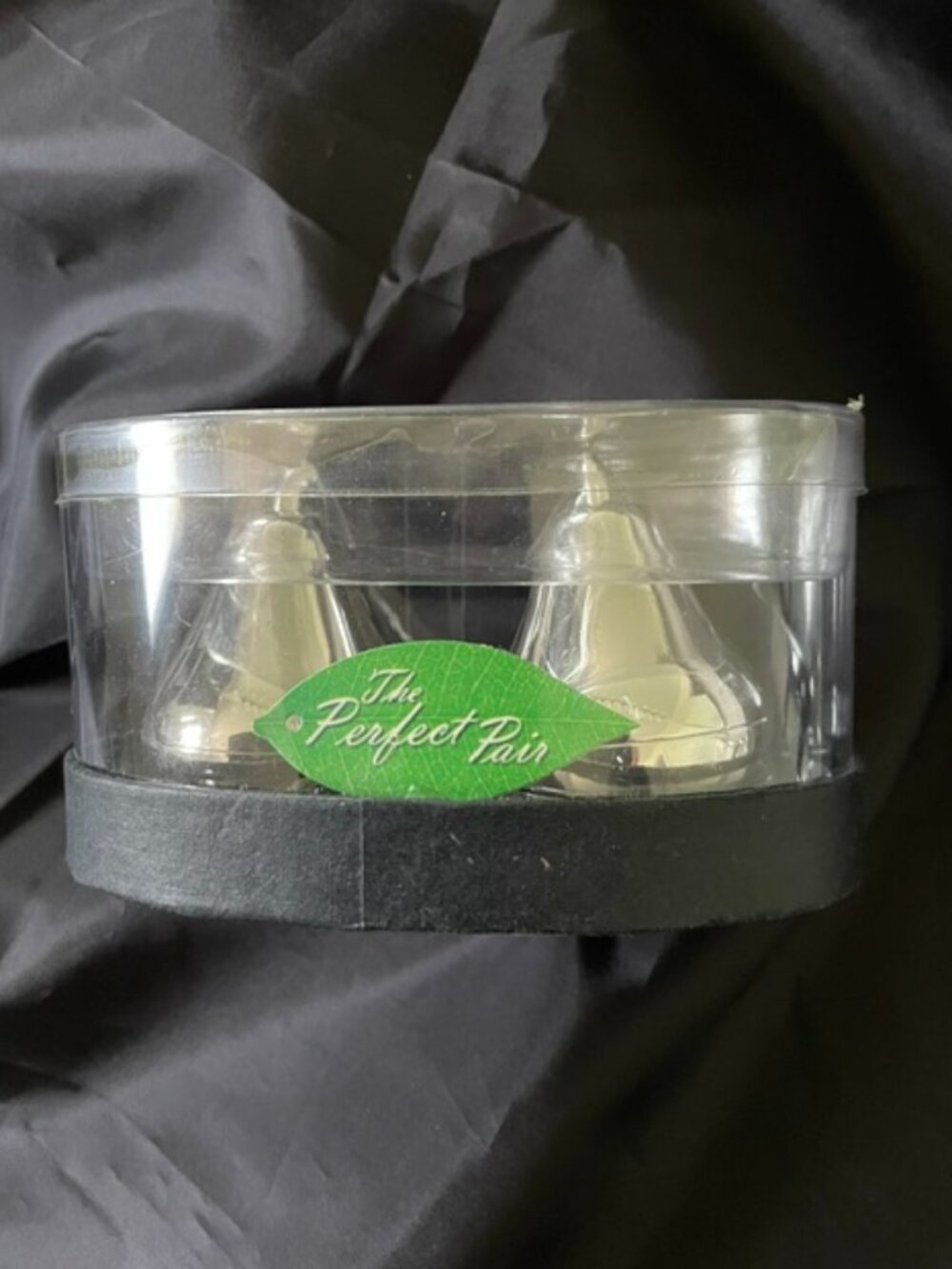 VTG Kate Aspen Silver Plated Pear Salt & Pepper Shakers NWT- Rare Find